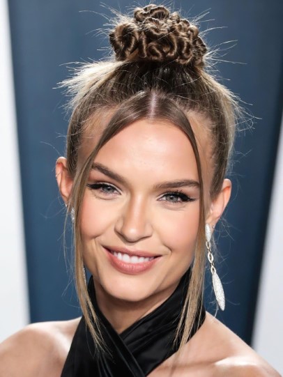 Josephine Skriver  nude photo