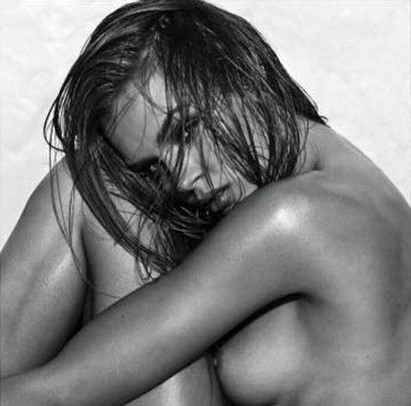 Josephine Skriver  nude photo