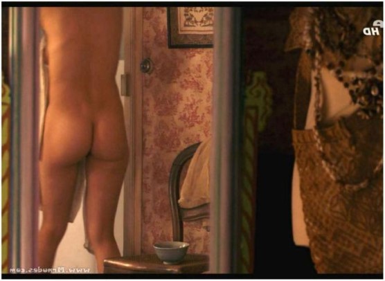 Laetitia Casta  nude photo