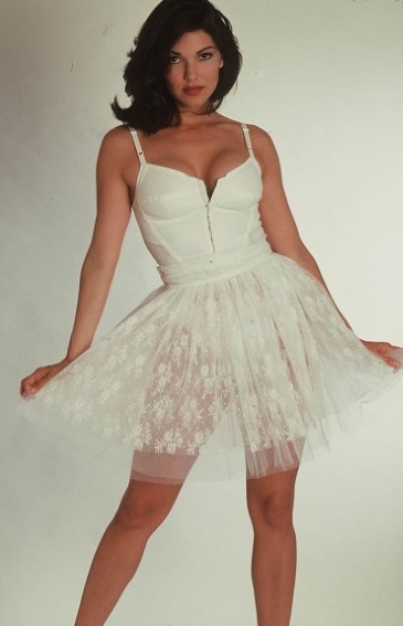 Laura Harring  nude photo