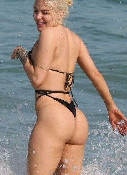 Luisa Sonza  nude photo