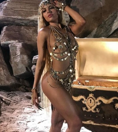 Luisa Sonza  nude photo