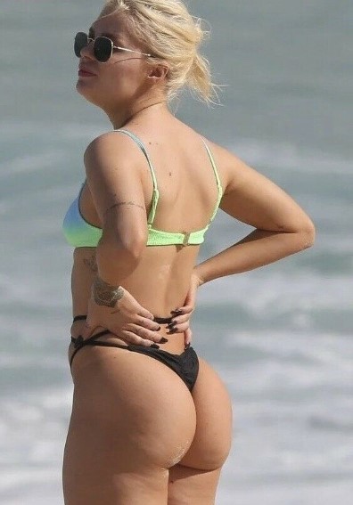 Luisa Sonza  nude photo