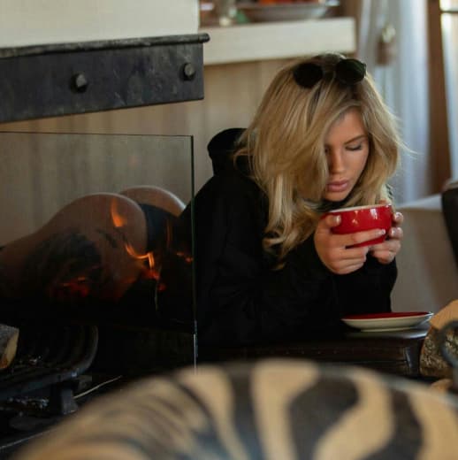 Natasha Krasavina  nude photo