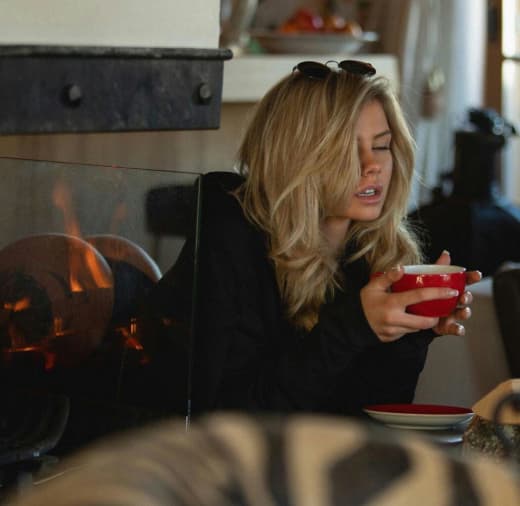 Natasha Krasavina  nude photo