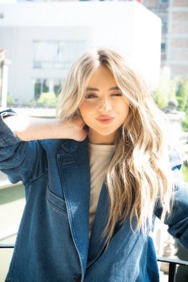 Sabrina Carpenter  nude photo