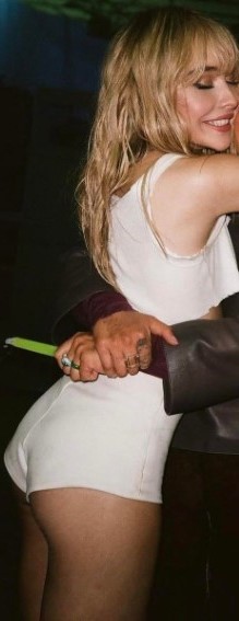 Sabrina Carpenter  nude photo