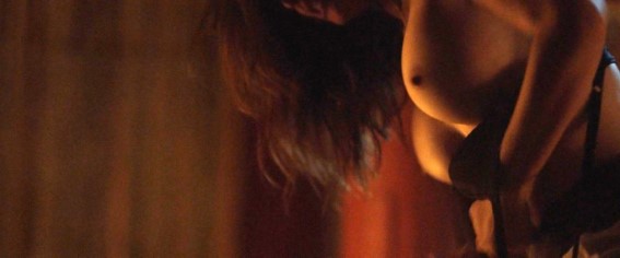 Sara Malakul Lane  nude photo