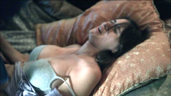 Sara Malakul Lane  nude photo