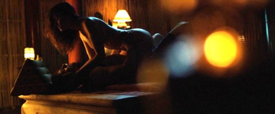 Sara Malakul Lane  nude photo