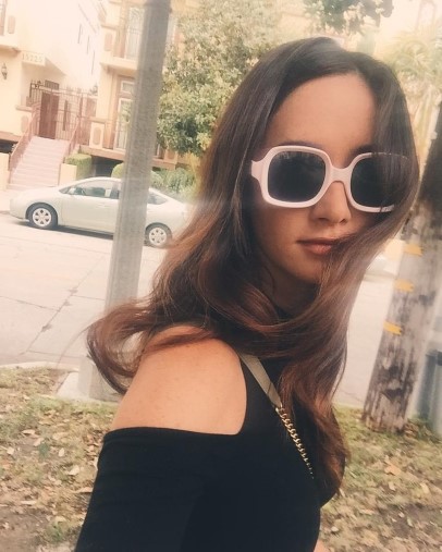 Sara Malakul Lane  nude photo