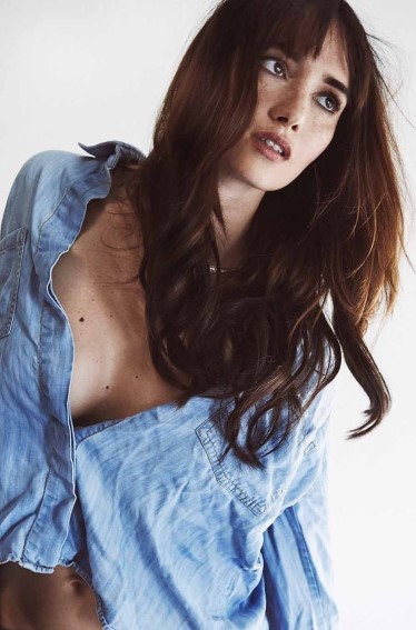 Sara Malakul Lane  nude photo