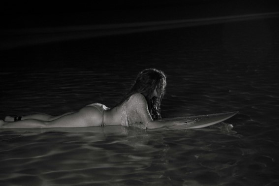 Shakira  nude photo