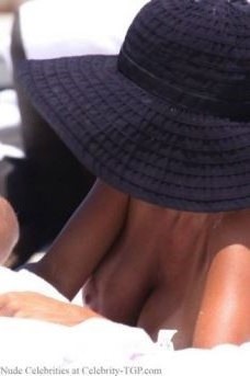 Shauna Sand Nipple Slip  nude photo