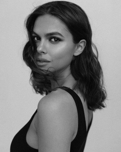 Viki Odintcova  nude photo