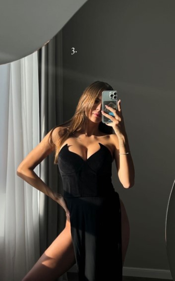 Viki Odintcova  nude photo