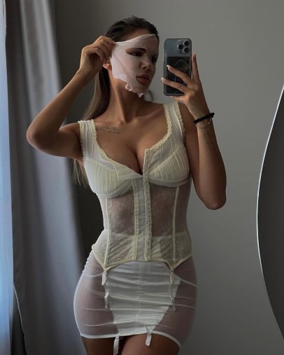 Viki Odintcova  nude photo