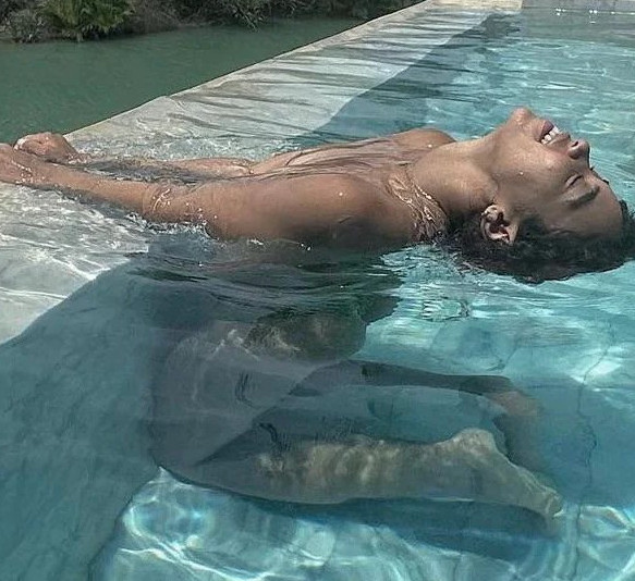 Alexandra Shipp  nude photo
