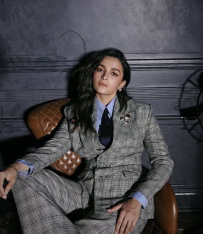 Alia Bhatt  nude photo