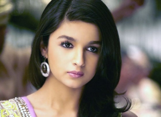 Alia Bhatt  nude photo