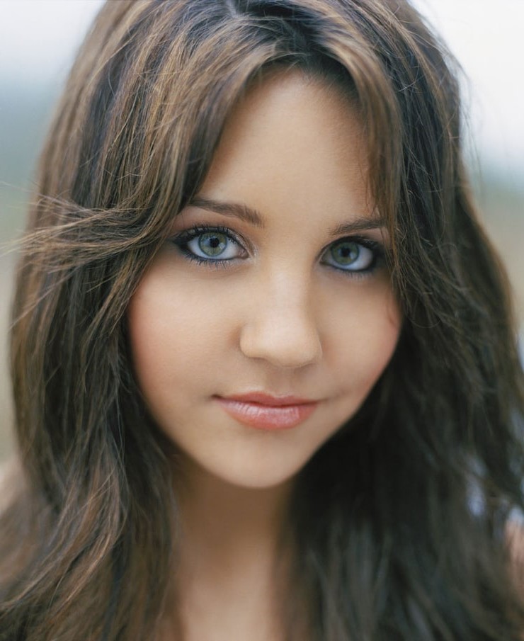 Amanda Bynes  nude photo