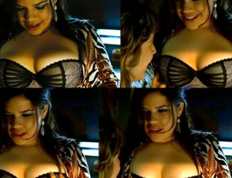 America Ferrera Huge Boobs Brunette Actress  nude photo