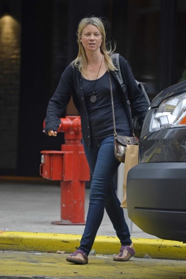 Amy Smart  nude photo