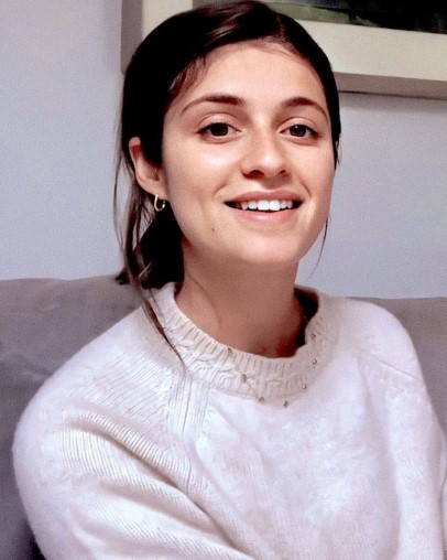 Anya Chalotra  nude photo