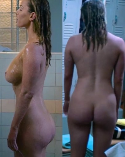 Betty Gilpin  nude photo