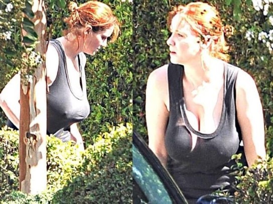 Christina Hendricks  nude photo