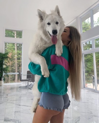 Elisabeth Rioux  nude photo