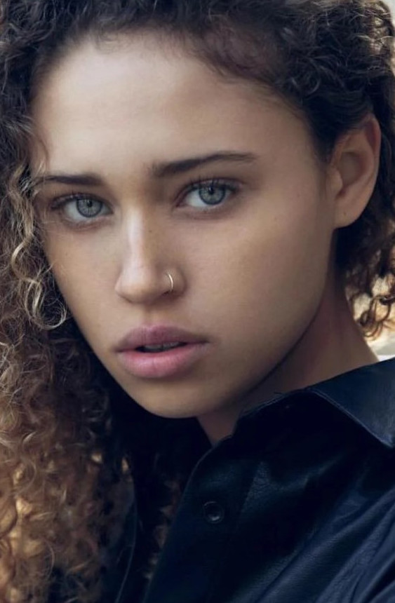 Ella-Rae Smith  nude photo