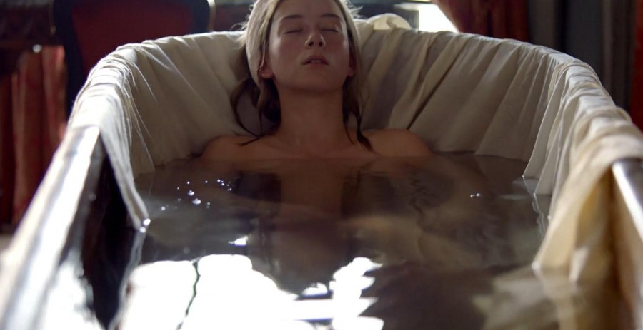 Eloise Smyth nude photo