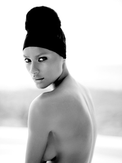 Emanuela De Paula  nude photo