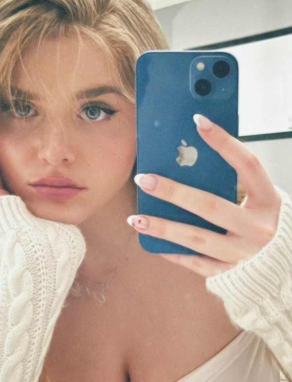 Gabriella Couto  nude photo