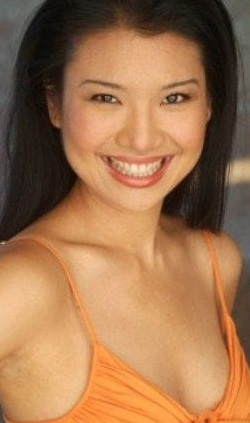 Gwendoline Yeo  nude photo