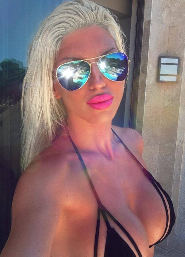 Jelena Karleusa  nude photo