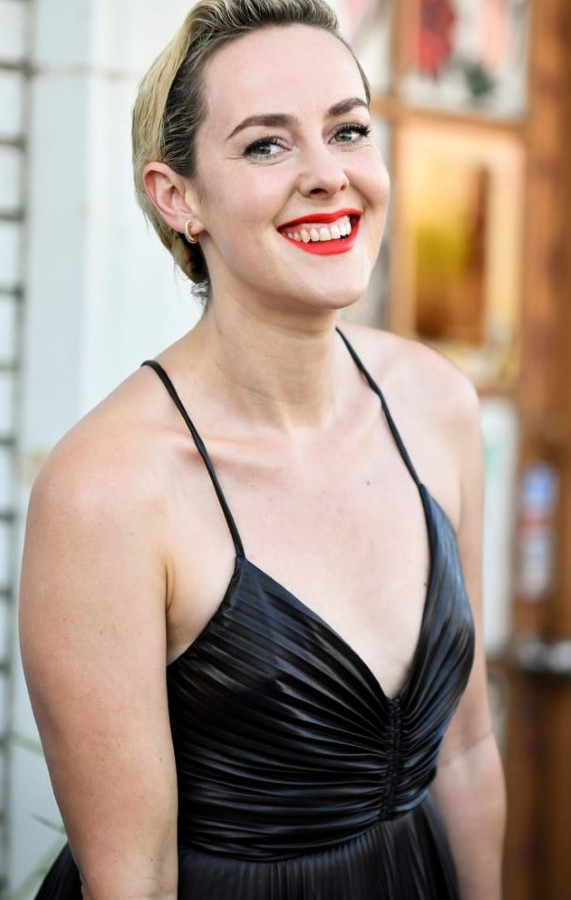 Jena Malone  nude photo