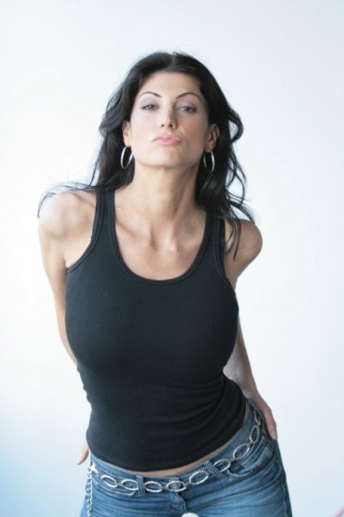 Julia Benson  nude photo