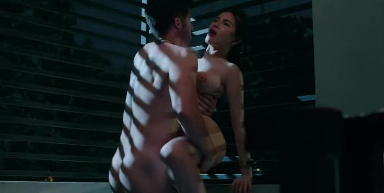 Julia Victoria Sex Scene Naked Actress  nude photo