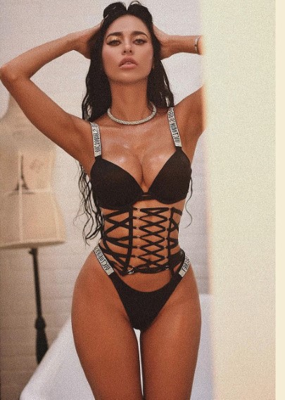 Juliana Vega  nude photo