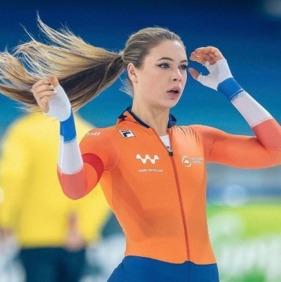 Jutta Leerdam  nude photo