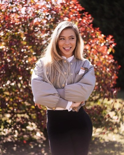 Jutta Leerdam  nude photo