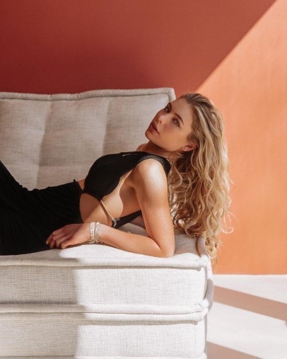 Jutta Leerdam  nude photo