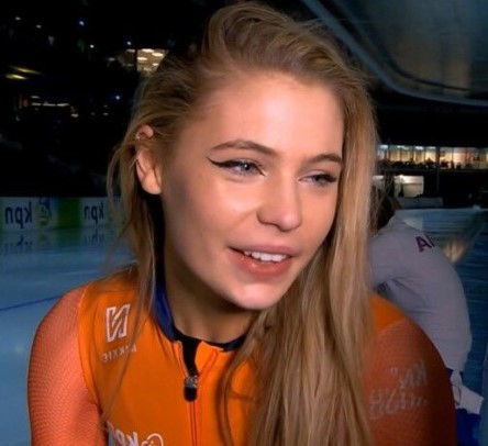 Jutta Leerdam  nude photo