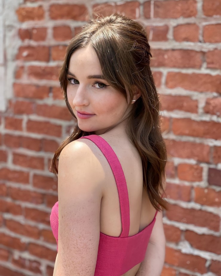Kaitlyn Dever Nude Porn Pics | xPicsly
