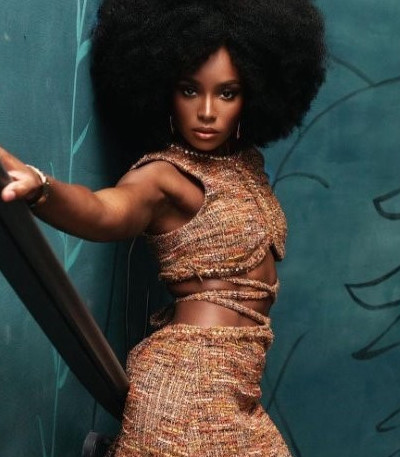 KiKi Layne  nude photo