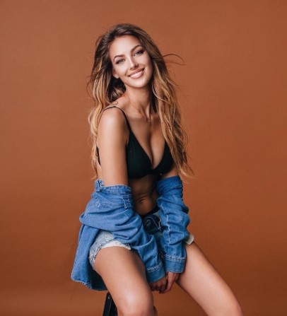 Klaudia Wonatowska  nude photo