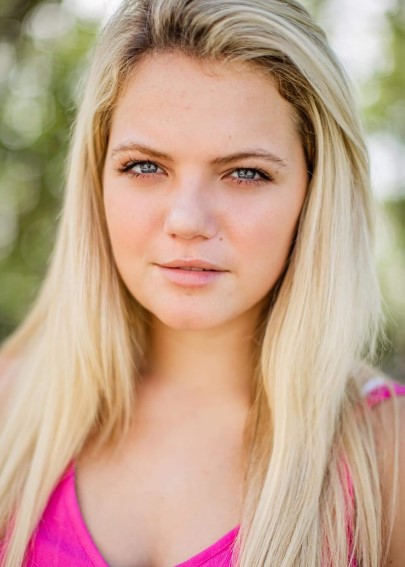 Kyla Deaver  nude photo