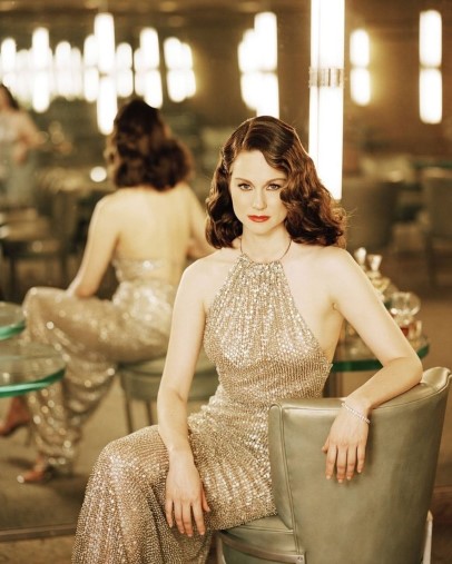 Laura Linney  nude photo